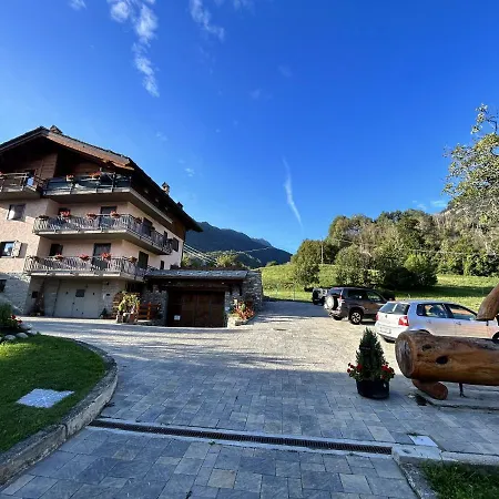 Maison Le Cre 3 Introd