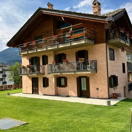 Maison Le Cre 3 Holiday home *