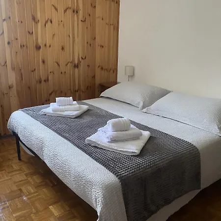 Holiday home Maison Le Cre 3 *